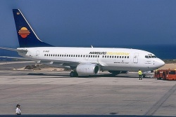 B 737